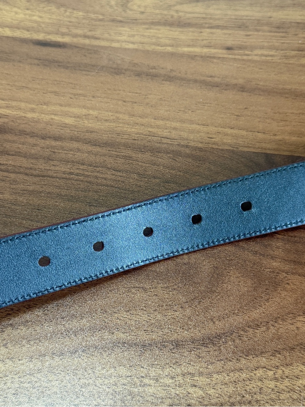 Yves Saint Laurent Burgundy Leather Belt with Gold YSL Buckle - Picture 9 of 13